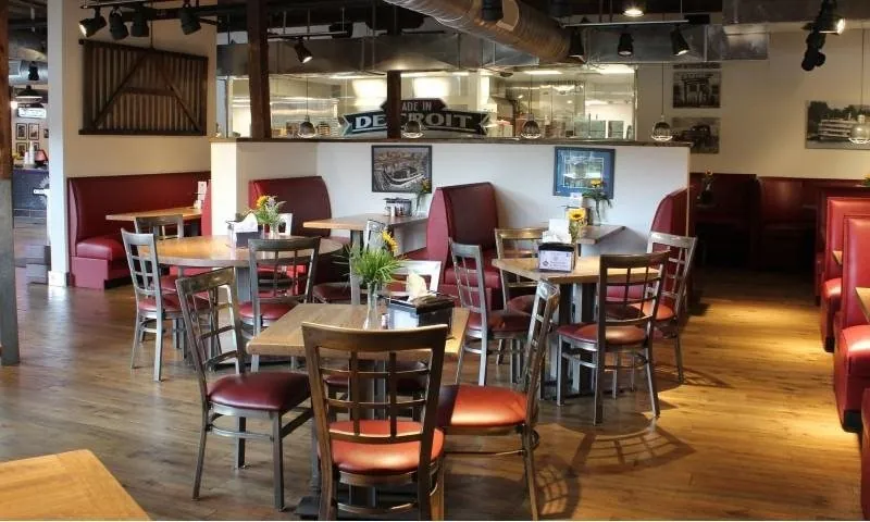 Dining room at Dray Bar & Grill in the Drayton Mills Marketplace